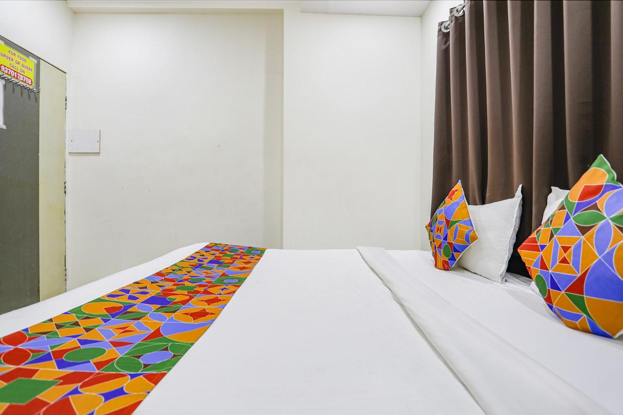 Fabhotel New Shraddha Inn - Nr Airport Colony นาคปุระ ภายนอก รูปภาพ