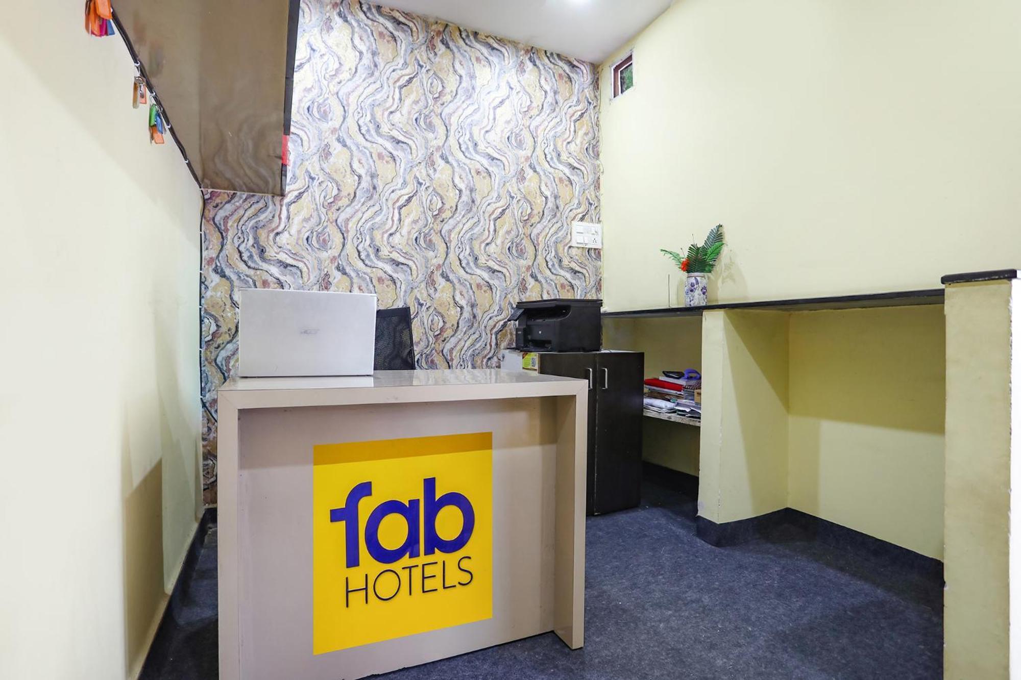Fabhotel New Shraddha Inn - Nr Airport Colony นาคปุระ ภายนอก รูปภาพ